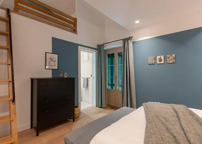 Apartment Penthouses In Plaza De La Merced *